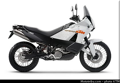 ktm_2011_990_adventure_003.jpg