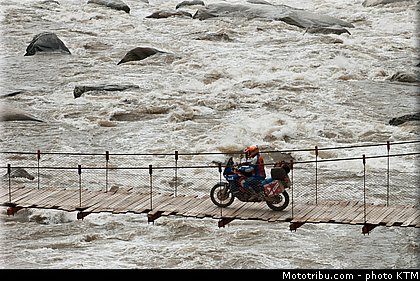 ktm_2012_990_adventure_003.jpg
