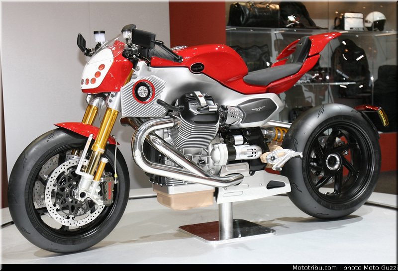 moto_guzzi_v12_lm_03_eicma_2009