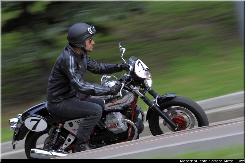 moto_guzzi_v7_racer_2011_008