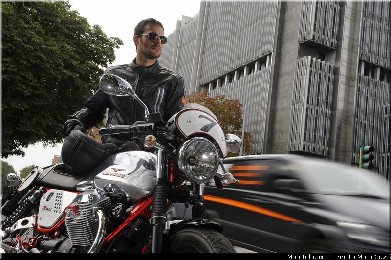 moto_guzzi_v7_racer_2011_010