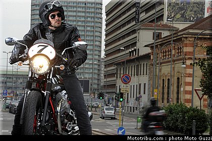 moto_guzzi_v7_racer_2011_012.jpg