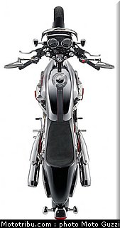 moto_guzzi_v7_racer_2011_028.jpg