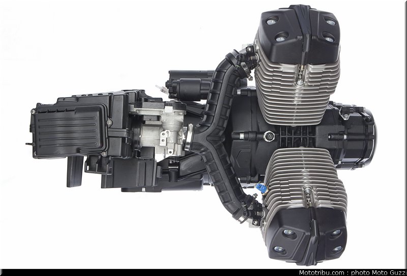 v7_016_moto_guzzi_2012