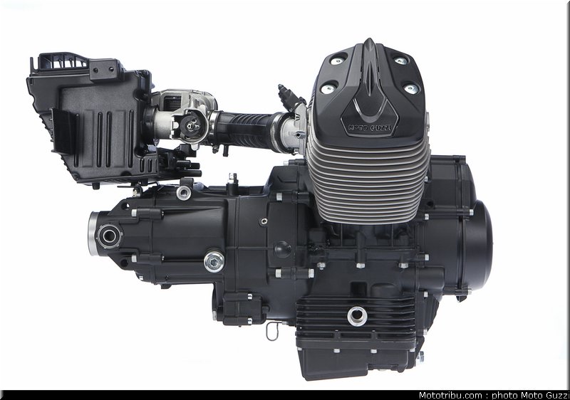 v7_020_moto_guzzi_2012