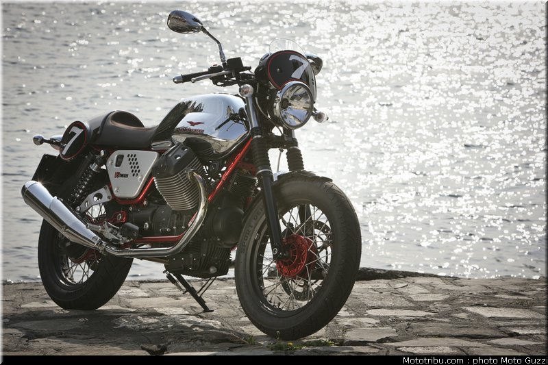v7_racer_005_moto_guzzi_2012