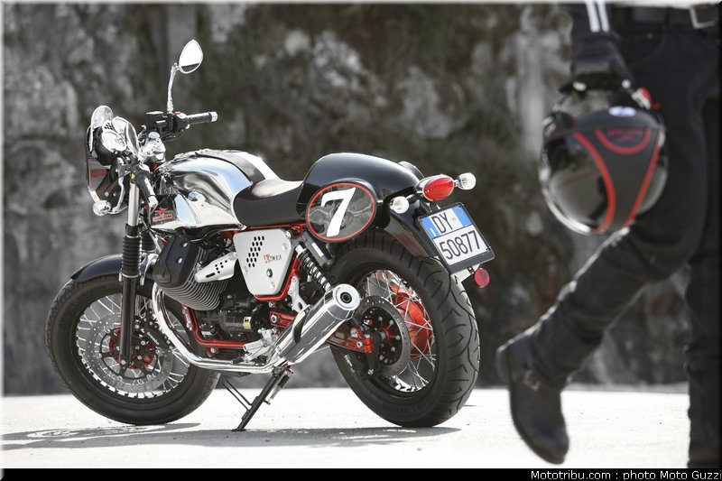 v7_racer_012_moto_guzzi_2012