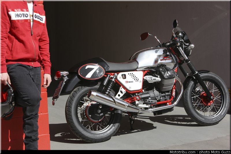 v7_racer_014_moto_guzzi_2012