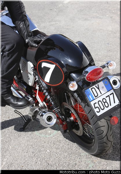 v7_racer_038_moto_guzzi_2012