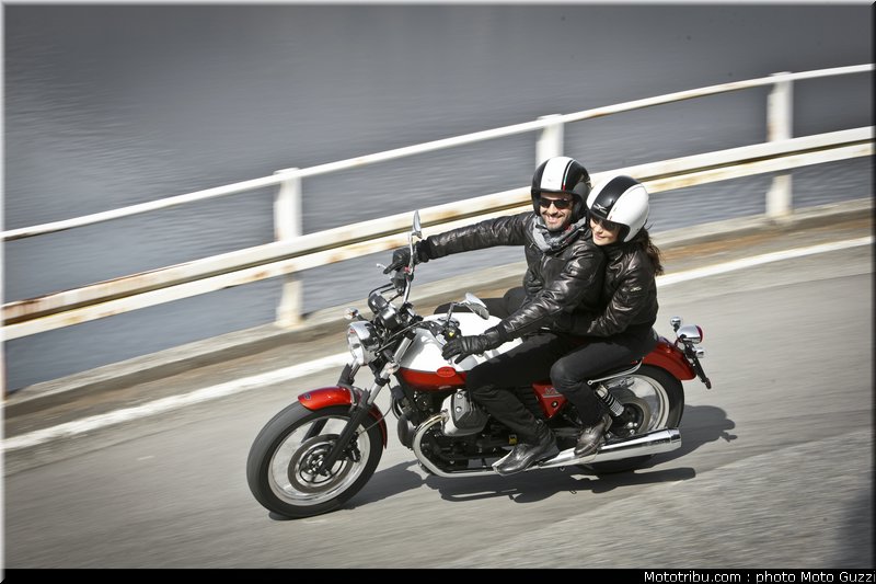 v7_special_007_moto_guzzi_2012