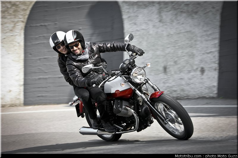 v7_special_011_moto_guzzi_2012