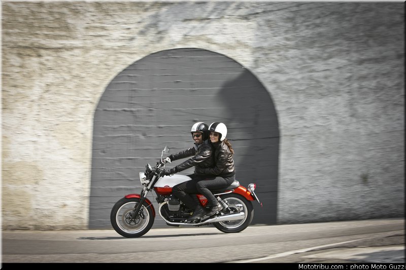 v7_special_014_moto_guzzi_2012