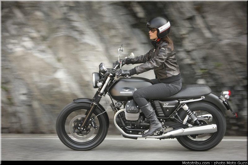 v7_stone_002_moto_guzzi_2012
