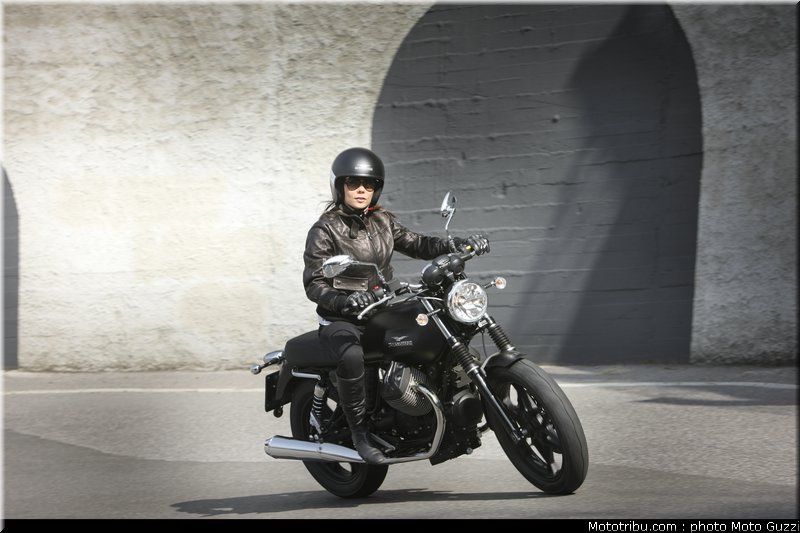 v7_stone_004_moto_guzzi_2012