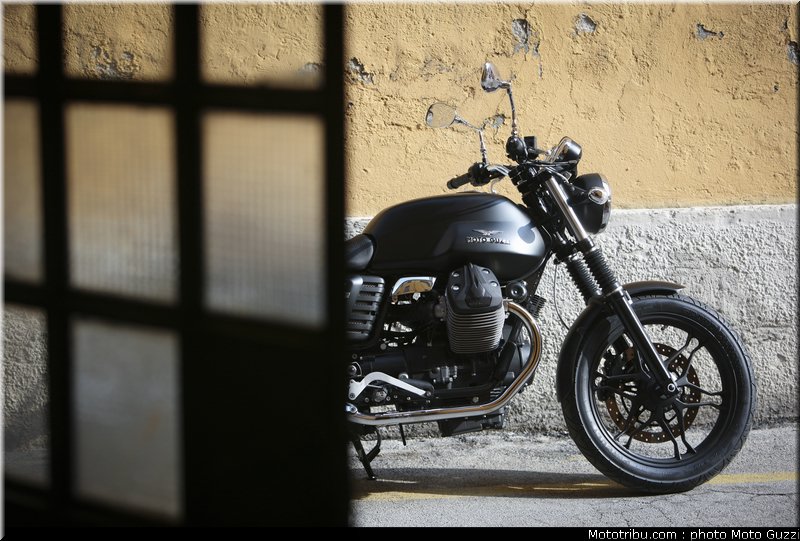 v7_stone_020_moto_guzzi_2012