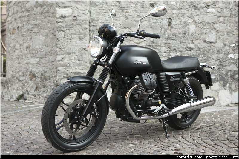 v7_stone_021_moto_guzzi_2012