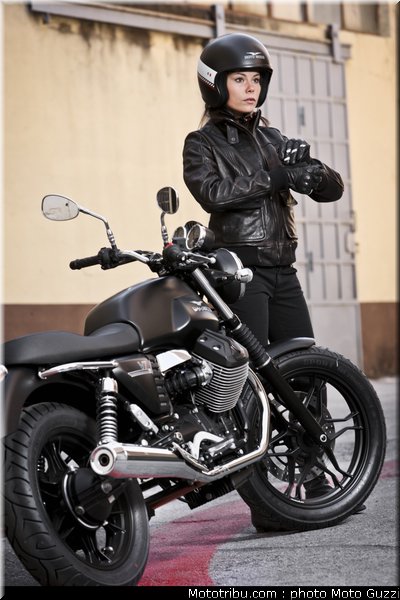 v7_stone_029_moto_guzzi_2012