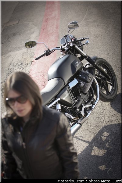 v7_stone_038_moto_guzzi_2012