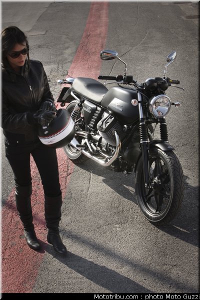 v7_stone_039_moto_guzzi_2012