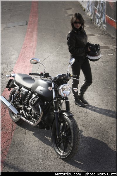 v7_stone_040_moto_guzzi_2012