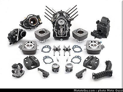 v7_024_moto_guzzi_2012.jpg