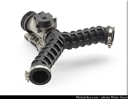 v7_028_moto_guzzi_2012.jpg