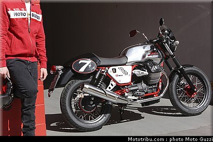 v7_racer_014_moto_guzzi_2012.jpg