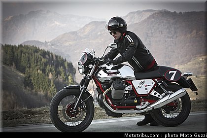 v7_racer_019_moto_guzzi_2012.jpg