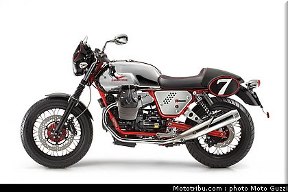 v7_racer_043_moto_guzzi_2012.jpg