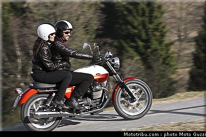 v7_special_005_moto_guzzi_2012.jpg