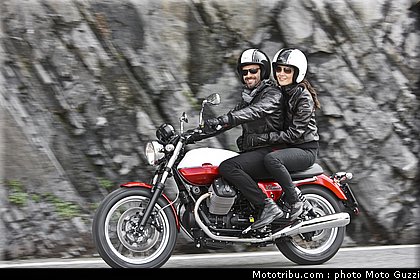 v7_special_006_moto_guzzi_2012.jpg
