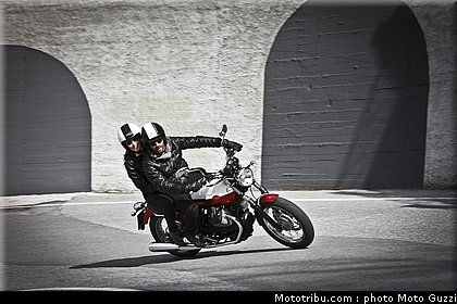 v7_special_013_moto_guzzi_2012.jpg