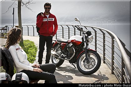 v7_special_018_moto_guzzi_2012.jpg