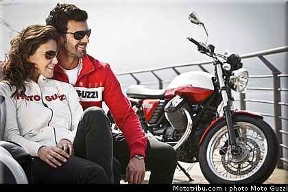 v7_special_020_moto_guzzi_2012.jpg