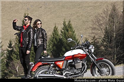 v7_special_021_moto_guzzi_2012.jpg