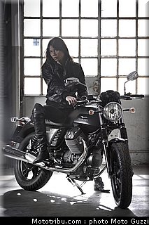 v7_stone_025_moto_guzzi_2012.jpg