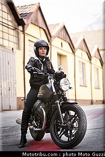 v7_stone_030_moto_guzzi_2012.jpg