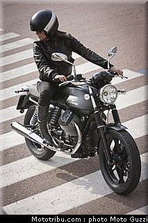 v7_stone_033_moto_guzzi_2012.jpg