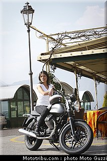 v7_stone_042_moto_guzzi_2012.jpg