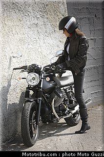 v7_stone_047_moto_guzzi_2012.jpg