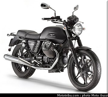 v7_stone_051_moto_guzzi_2012.jpg