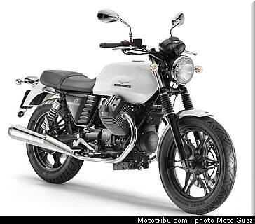 v7_stone_056_moto_guzzi_2012.jpg