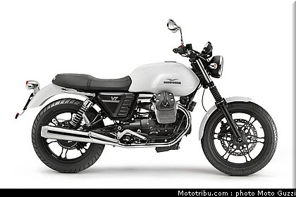 v7_stone_057_moto_guzzi_2012.jpg