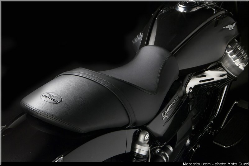 0069_moto_guzzi_2013_1400_california_custom_032