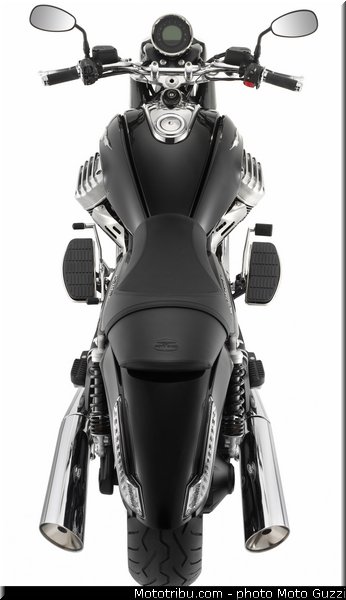 0073_moto_guzzi_2013_1400_california_custom_036