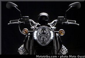 0070_moto_guzzi_2013_1400_california_custom_033.jpeg