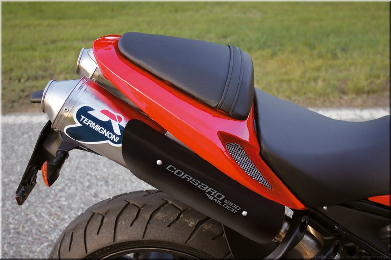 morini1200-veloce-2008-006