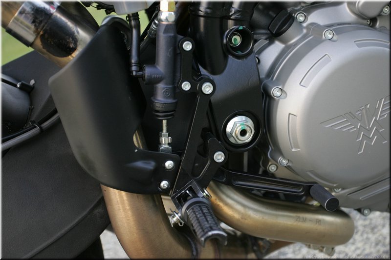 morini1200-veloce-2008-014