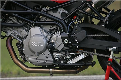 morini1200-veloce-2008-012.JPG