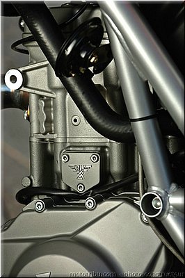 morini-912-2008-091.jpg